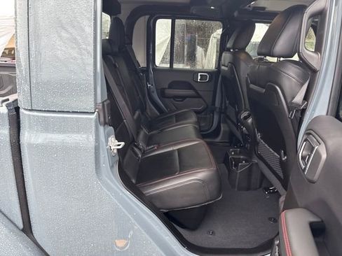 New 2025 Jeep Gladiator Rubicon w/ Convenience Group image 10