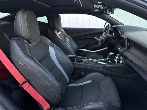 Used 2023 Chevrolet Camaro SS image 26