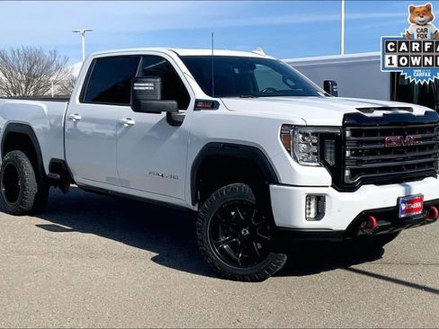 Used 2020 GMC Sierra 2500 AT4 w/ Technology Package image 2
