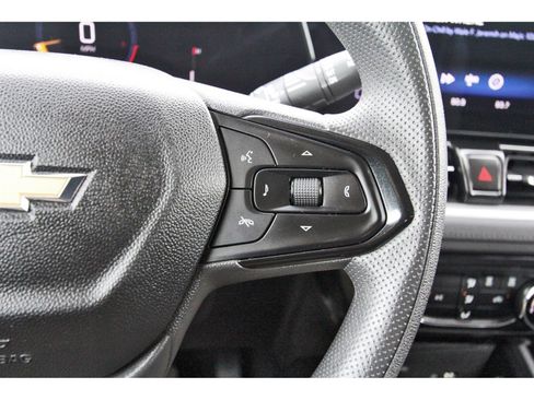 Used 2025 Chevrolet TrailBlazer LT FWD image 24