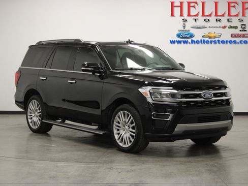 Used 2024 Ford Expedition Limited image 1