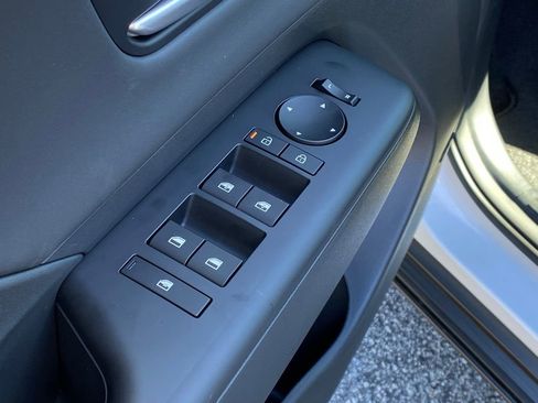 New 2026 Hyundai Kona Limited AWD/4WD image 12