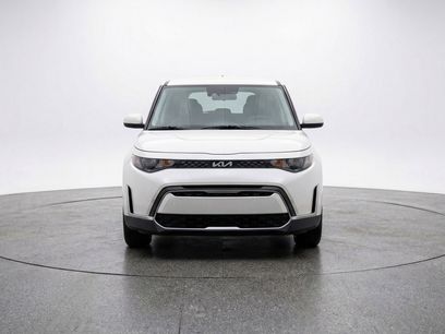 Used 2025 Kia Soul LX w/ LX Technology Package