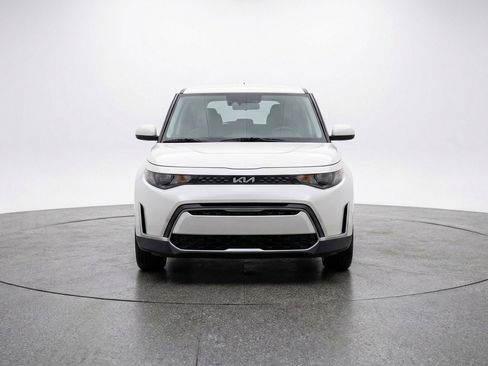Used 2025 Kia Soul LX w/ LX Technology Package FWD image 1