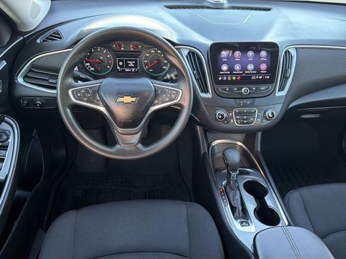 Used 2022 Chevrolet Malibu LT image 16