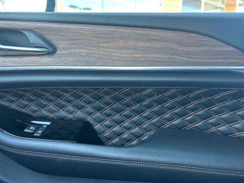 Used 2022 Jeep Grand Cherokee Summit w/ Advanced Protech Group IV image 51