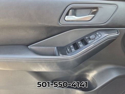 Used 2026 Nissan Rogue SV FWD image 31