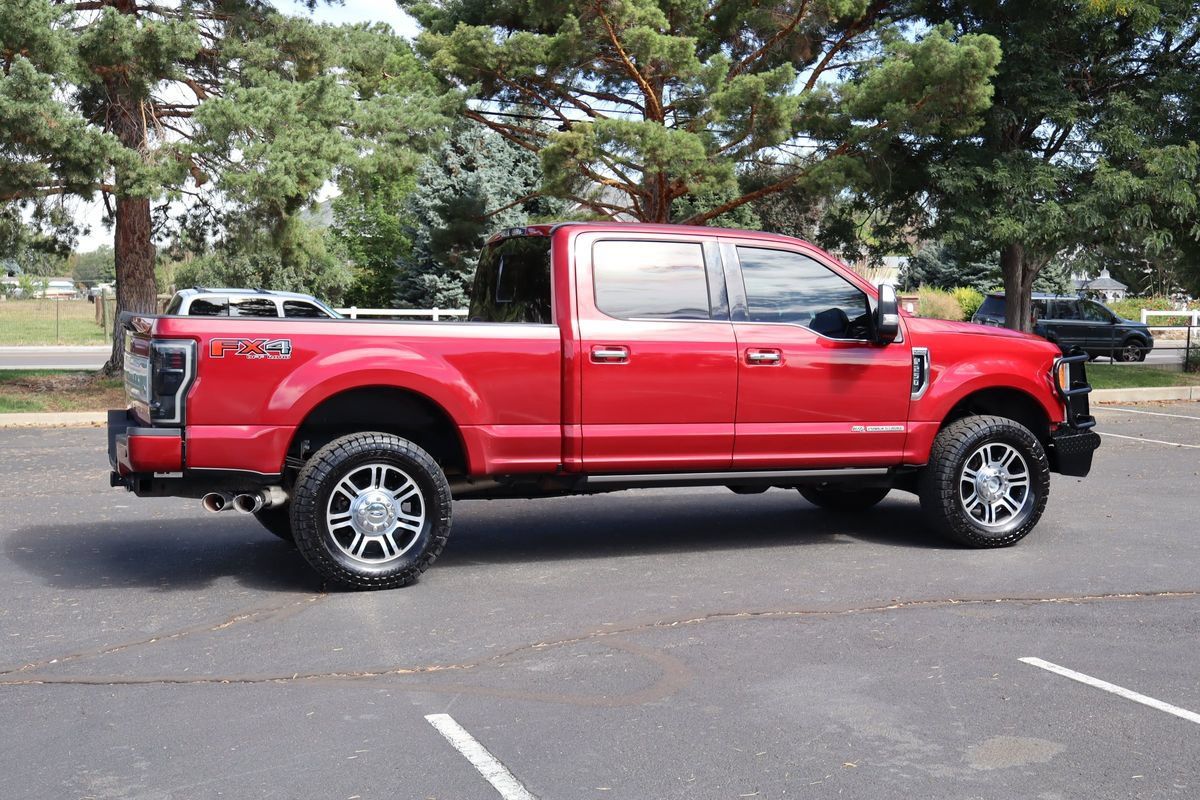 Used 2017 Ford F250 Platinum w/ Platinum Ultimate Package AWD/4WD image 4