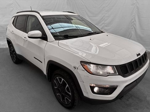 Used 2020 Jeep Compass Sport image 8