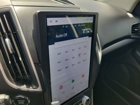 Used 2023 Ford Edge SEL AWD/4WD image 30