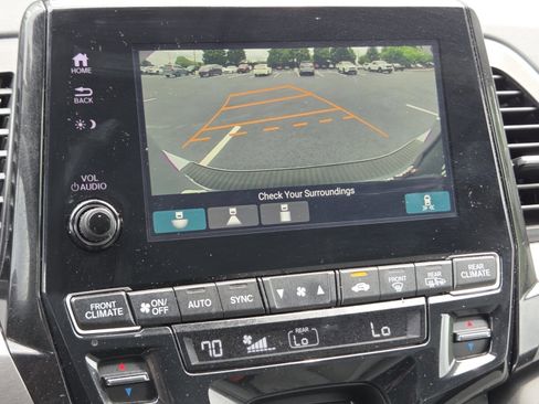Certified 2024 Honda Odyssey EX-L image 11