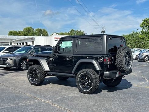 Used 2022 Jeep Wrangler Sport AWD/4WD image 3