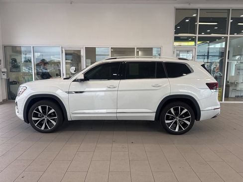 Used 2025 Volkswagen Atlas SEL Premium R-Line AWD/4WD image 2