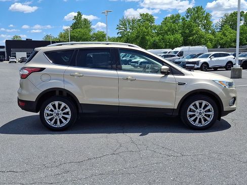 Used 2017 Ford Escape Titanium w/ Equipment Group 301A AWD/4WD image 5