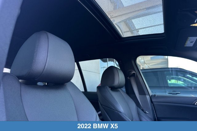 Used 2022 BMW X5 xDrive40i w/ Premium Package AWD/4WD image 19