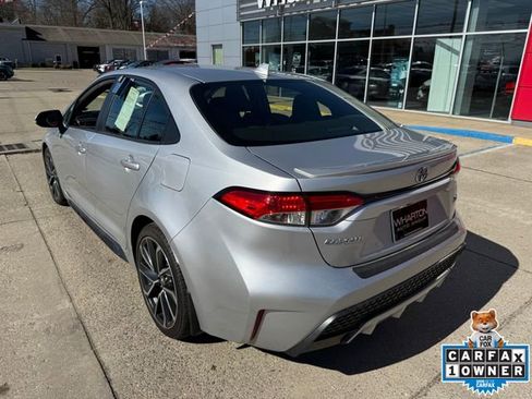 Used 2022 Toyota Corolla SE w/ SE Premium Package image 13