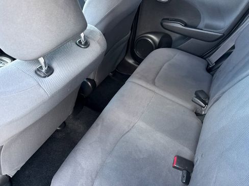 Used 2013 Honda Fit image 4