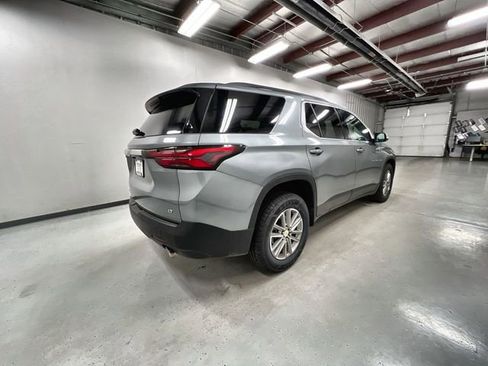 Used 2023 Chevrolet Traverse LT AWD/4WD image 8