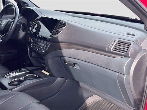 Used 2023 Honda Passport TrailSport image 31