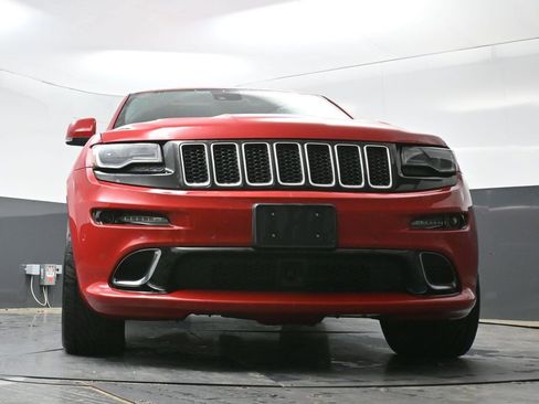 Used 2014 Jeep Grand Cherokee SRT8 w/ Luxury Group II AWD/4WD image 26