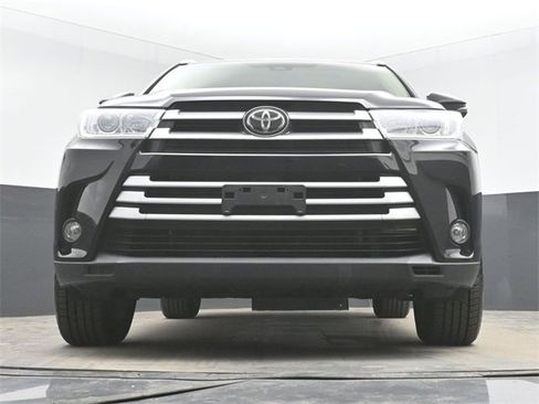 Used 2018 Toyota Highlander XLE w/ Protection Package #3 image 47