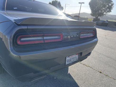 Used 2019 Dodge Challenger SXT w/ Plus Package image 12