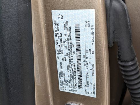 Used 2020 Ford Escape SE image 36