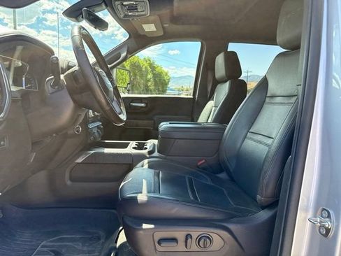 Used 2022 GMC Sierra 2500 Denali w/ Denali Ultimate Package AWD/4WD image 19