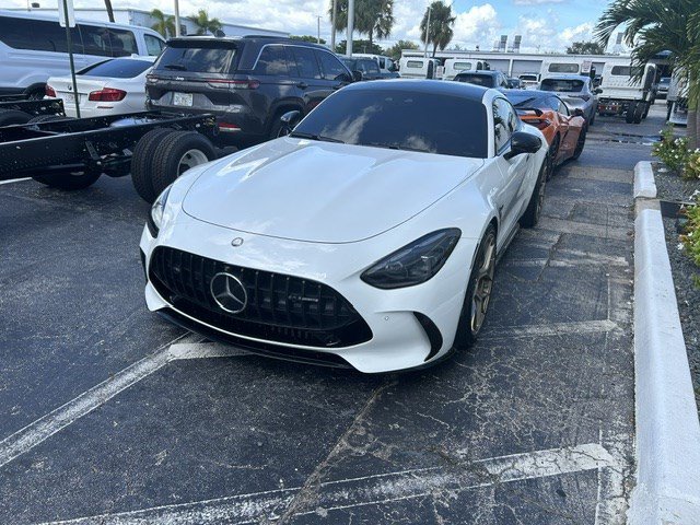 Used 2025 Mercedes-Benz AMG GT 63 image 5