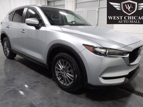 Used 2020 MAZDA CX-5 Touring FWD image 2