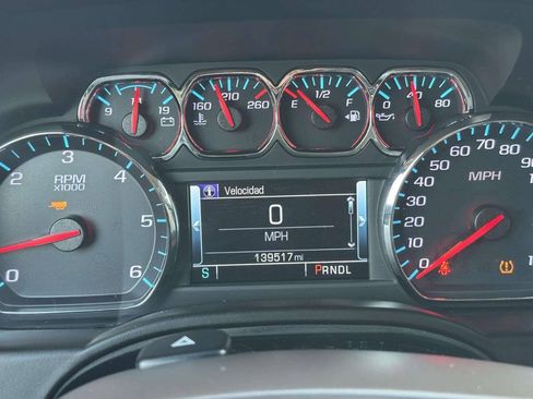 Used 2019 Chevrolet Suburban LT AWD/4WD image 23