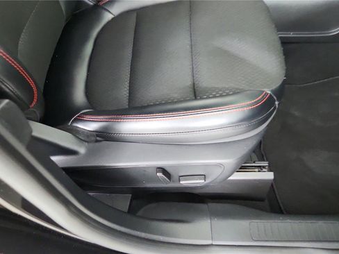 Used 2025 Ford Escape ST-Line Elite AWD/4WD image 29