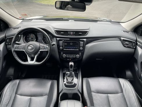 Used 2021 Nissan Rogue Sport SL AWD/4WD image 21