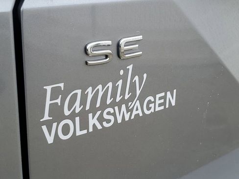 New 2026 Volkswagen Atlas SE FWD image 6