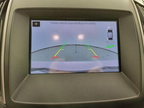 Certified 2018 Ford Edge SEL w/ Equipment Group 201A image 34