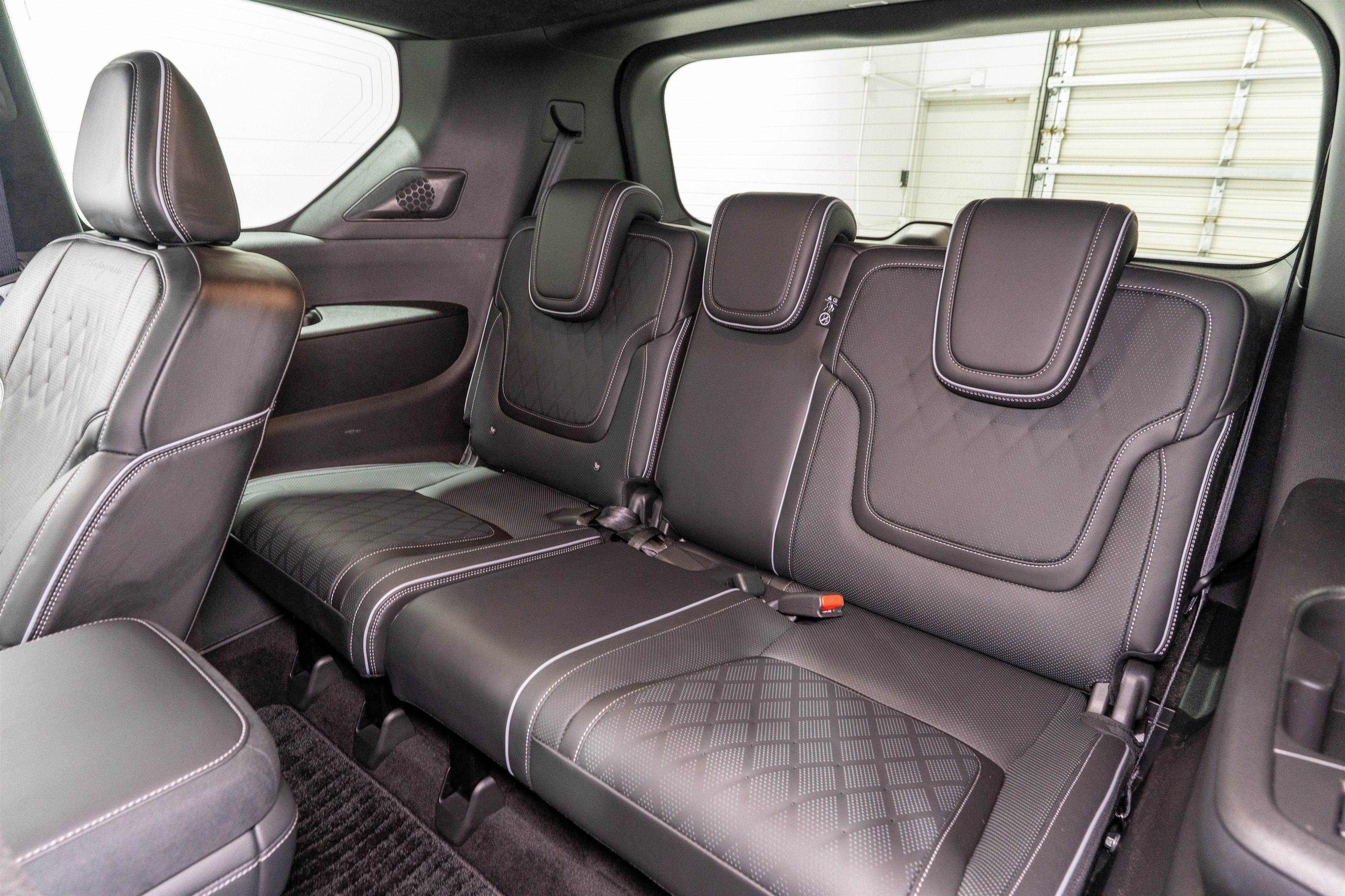Used 2025 INFINITI QX80 Autograph AWD/4WD image 34