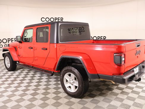 Used 2022 Jeep Gladiator Sport AWD/4WD image 21