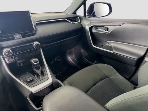 Certified 2025 Toyota RAV4 SE w/ Convenience Package image 23
