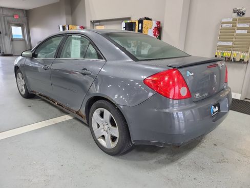 Used 2009 Pontiac G6 Sedan w/ Sport Package 1 image 4