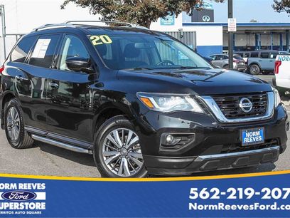 Used 2020 Nissan Pathfinder SV