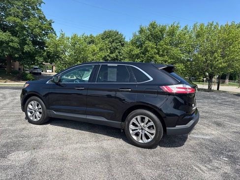 Used 2024 Ford Edge Titanium AWD/4WD image 3