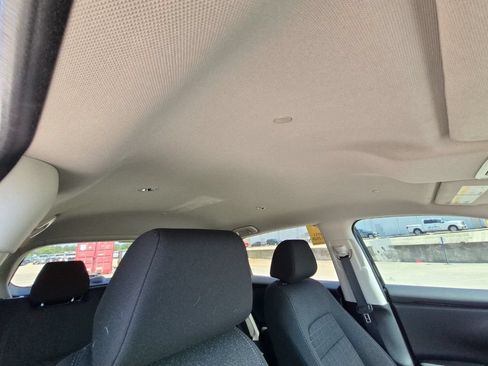 Used 2026 Honda HR-V LX image 17