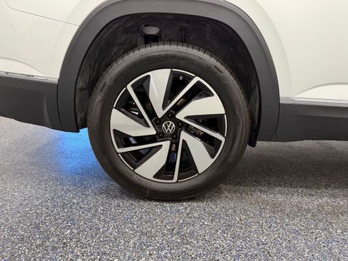 New 2026 Volkswagen Atlas SEL AWD/4WD image 13