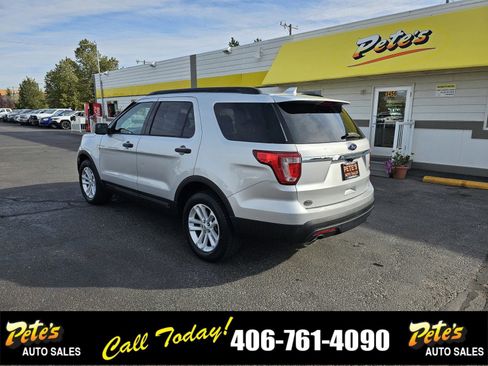 Used 2017 Ford Explorer 4WD image 2