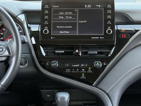 Used 2024 Toyota Camry XSE FWD image 16
