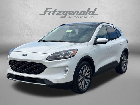 Used 2020 Ford Escape Titanium AWD/4WD image 2