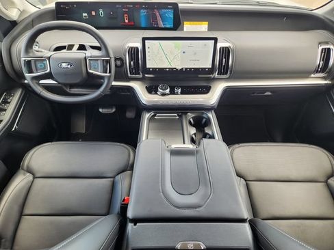 New 2026 Ford Expedition Platinum w/ Driver's Package AWD/4WD image 26