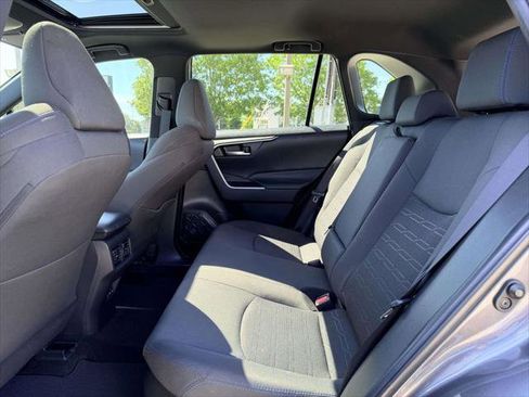 Certified 2022 Toyota RAV4 SE w/ Convenience Package AWD/4WD image 16