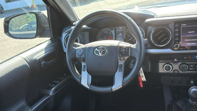 Certified 2023 Toyota Tacoma TRD Off-Road w/ TRD Premium Off Road Package AWD/4WD image 21