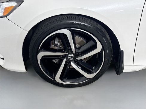 Used 2020 Honda Accord Sport image 38